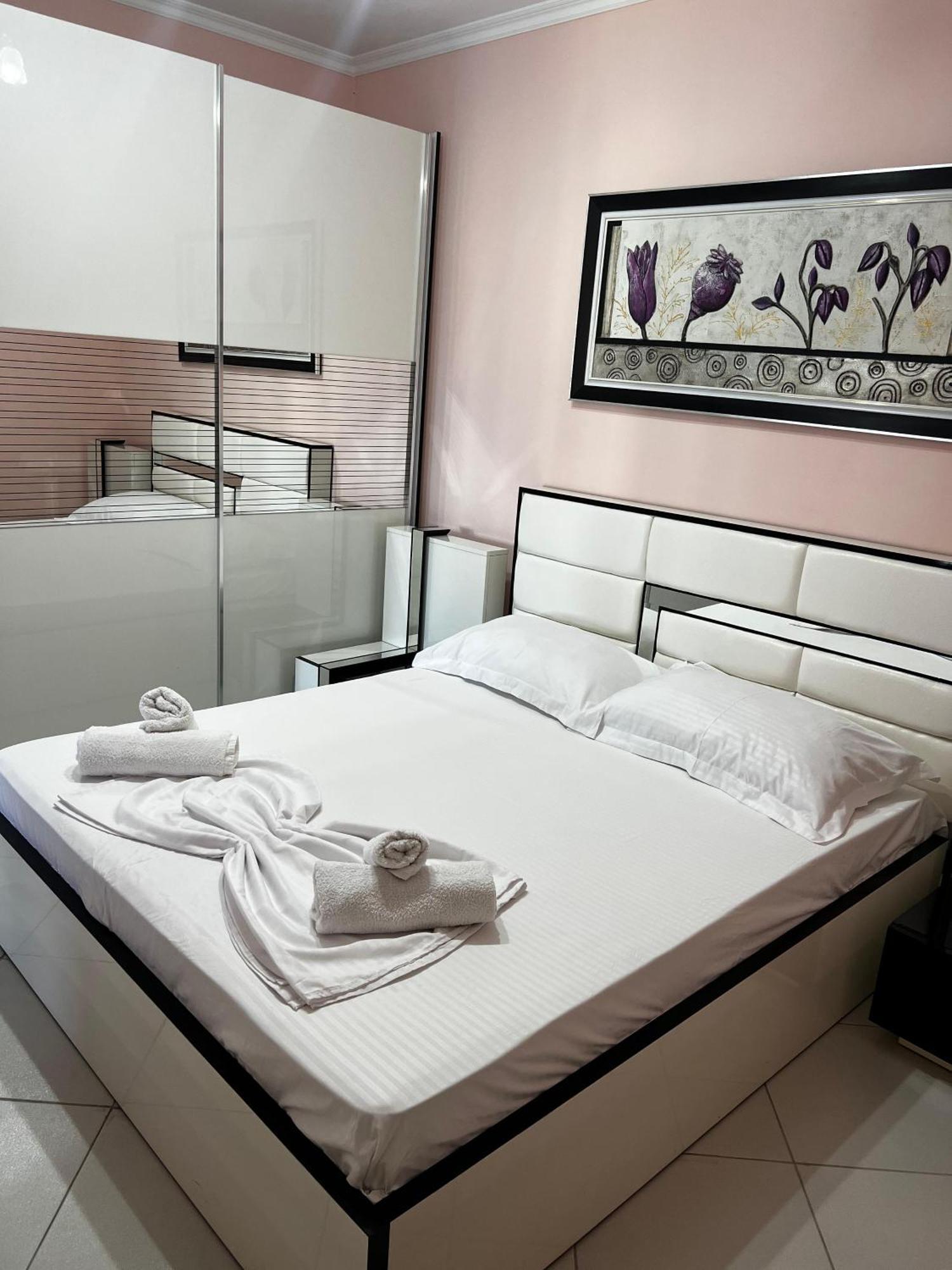Amy'S Luxury Appartment Shkodër Eksteriør bilde