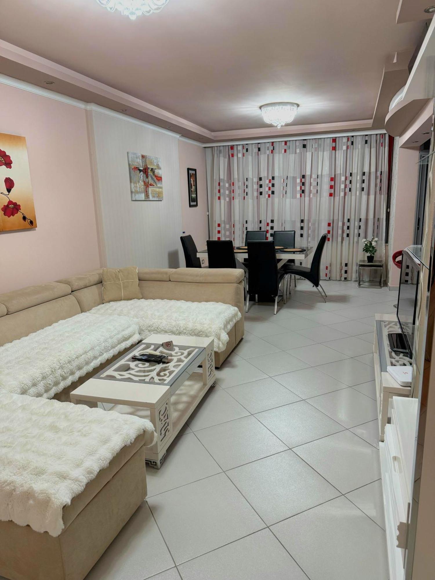 Amy'S Luxury Appartment Shkodër Eksteriør bilde