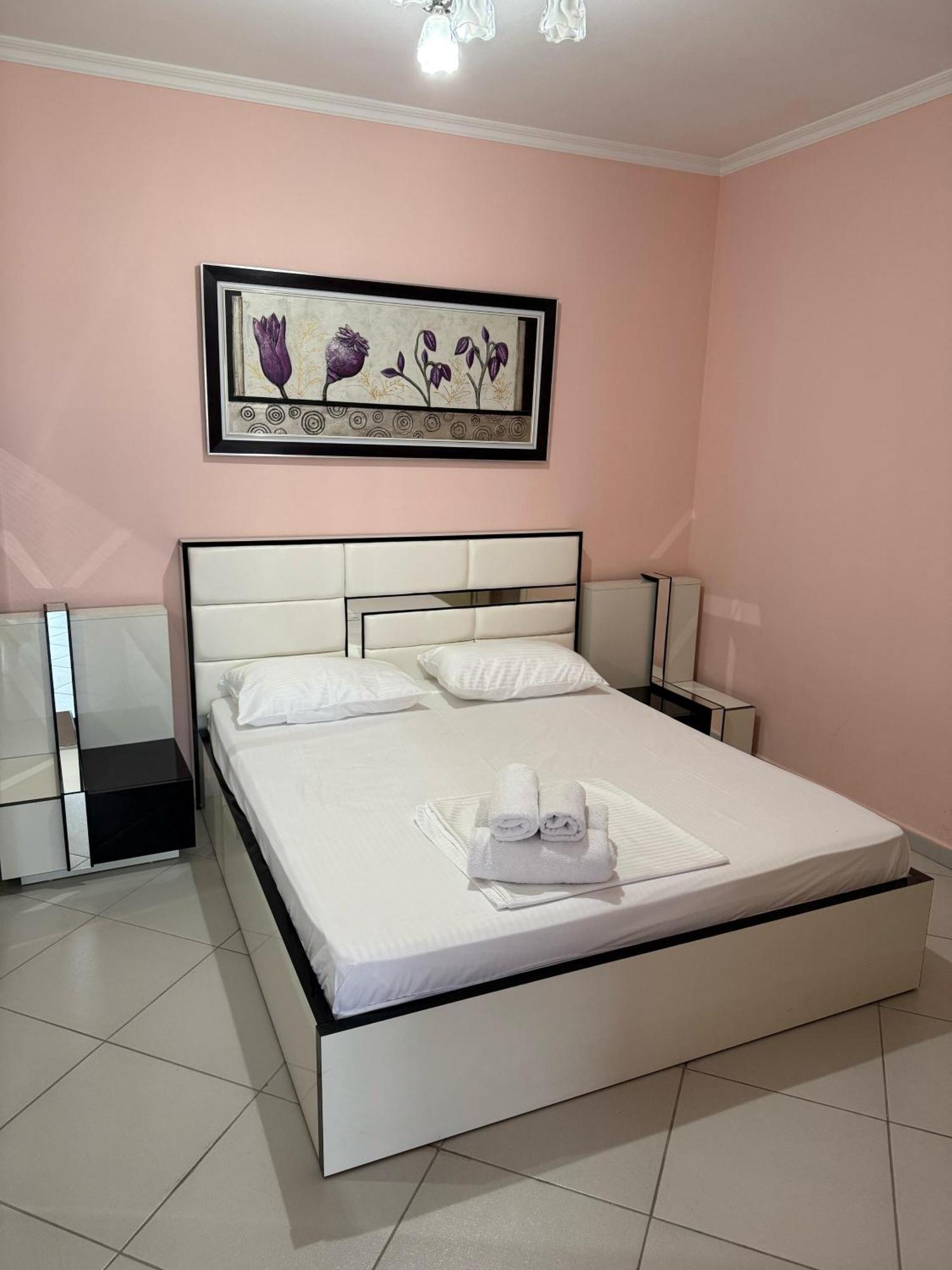 Amy'S Luxury Appartment Shkodër Eksteriør bilde